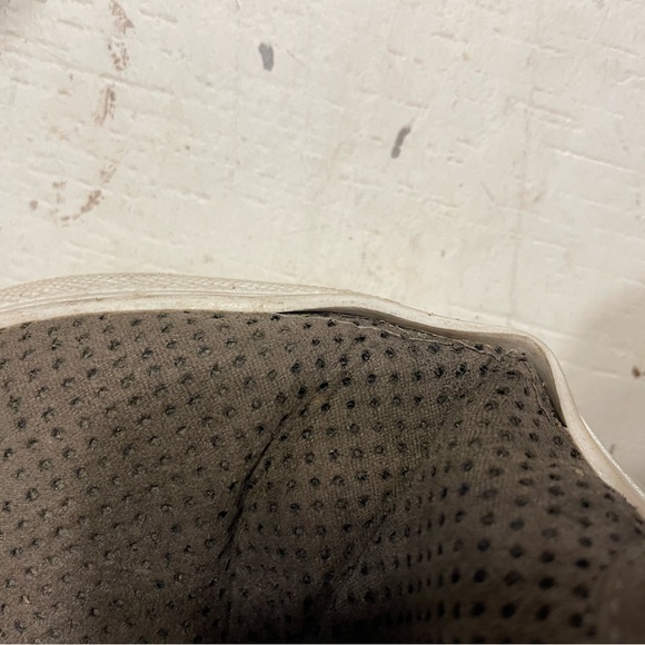 Steve Madden slip ons 8.5 olive green - Picture 8 of 8